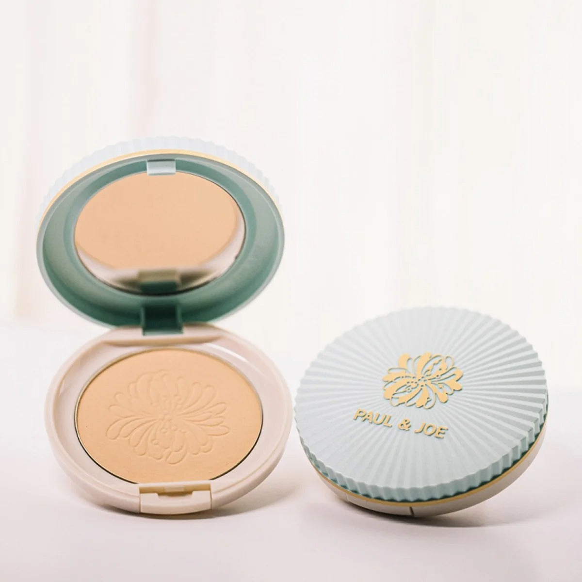 Paul & Joe - Protecting Face Powder Compact - OCC LIFE